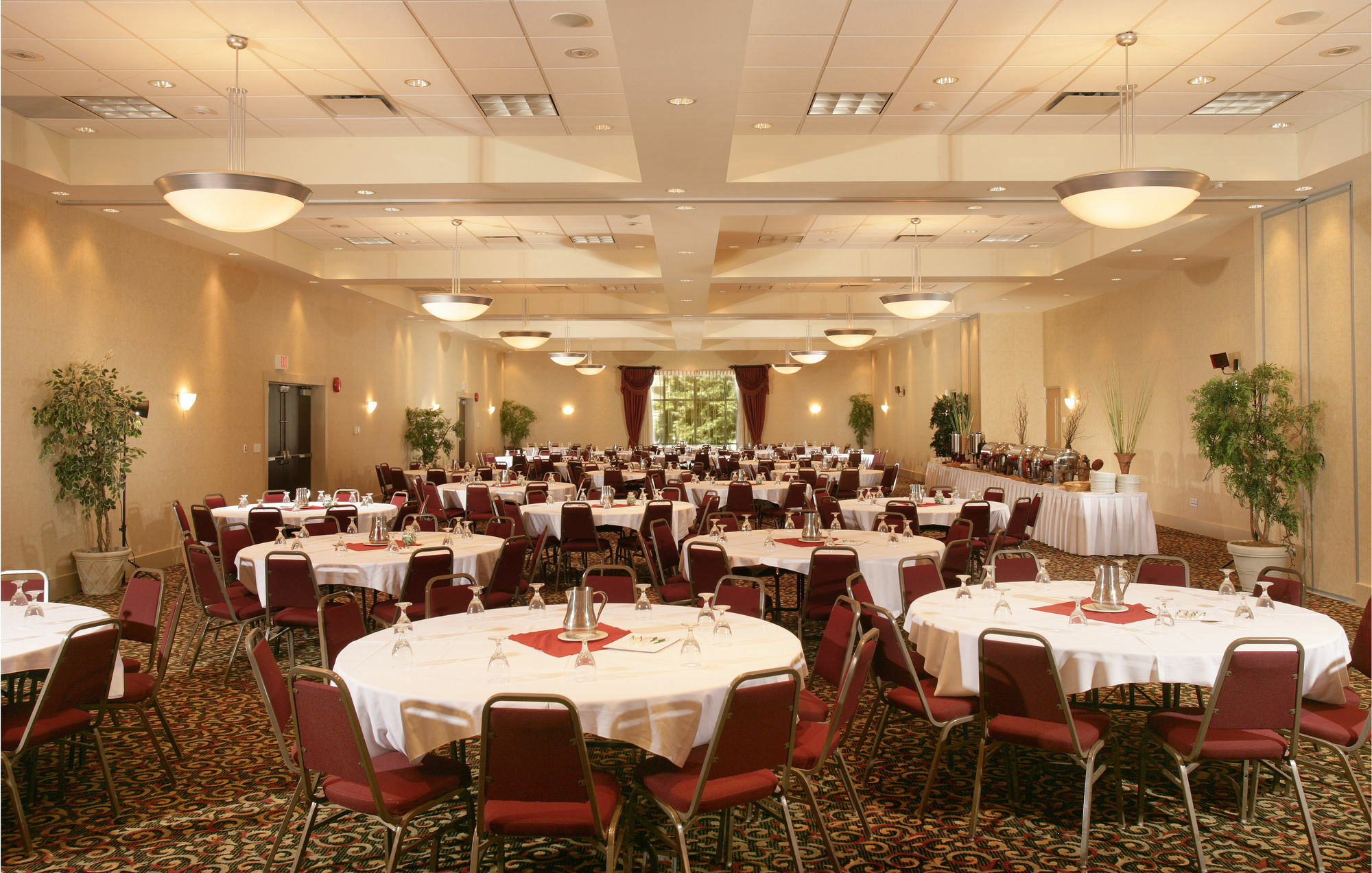 Doubletree By Hilton Kitchener Hotel Exterior photo