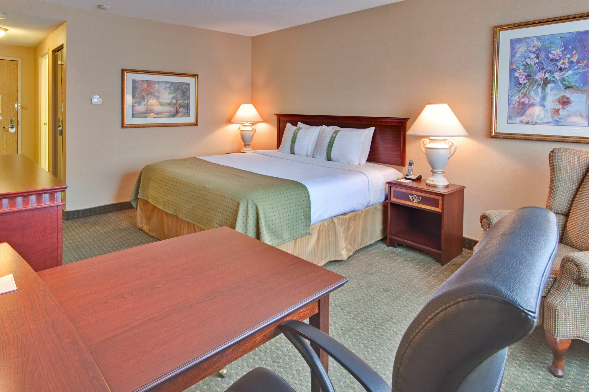 Doubletree By Hilton Kitchener Hotel Exterior photo