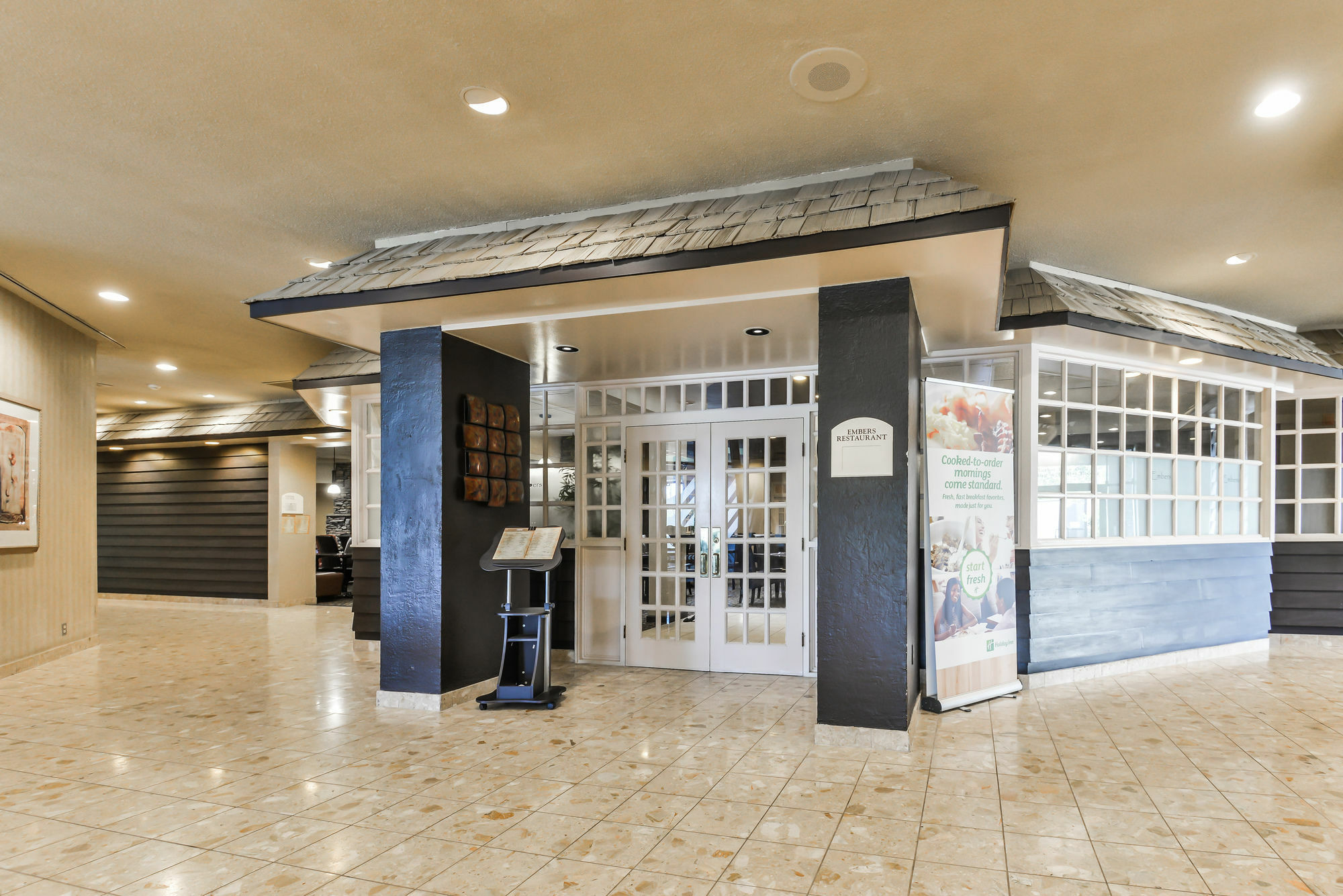 Doubletree By Hilton Kitchener Hotel Exterior photo