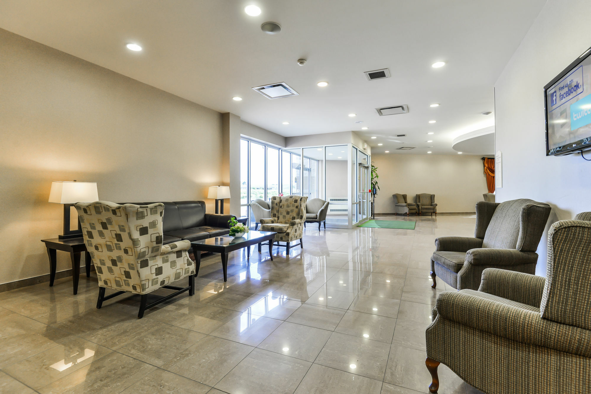 Doubletree By Hilton Kitchener Hotel Exterior photo